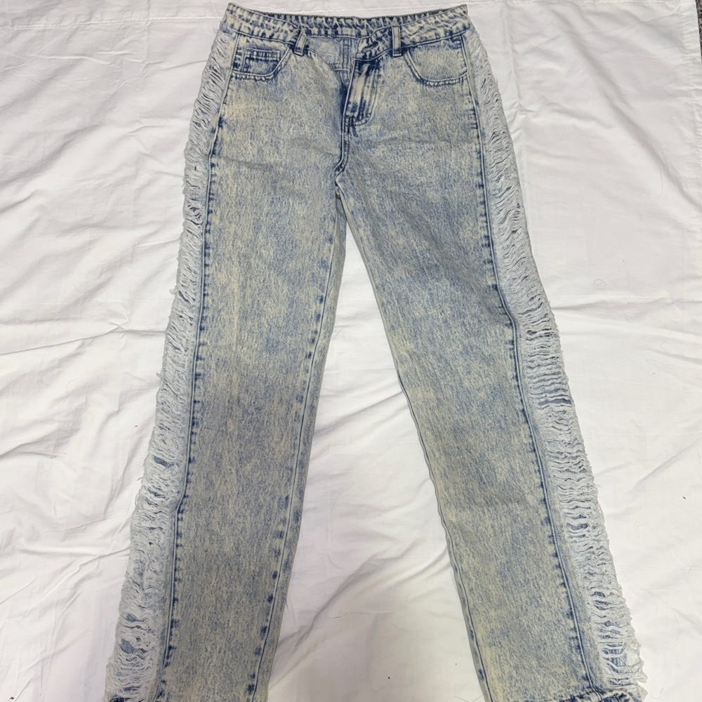 Women's Distressed Blue Jeans